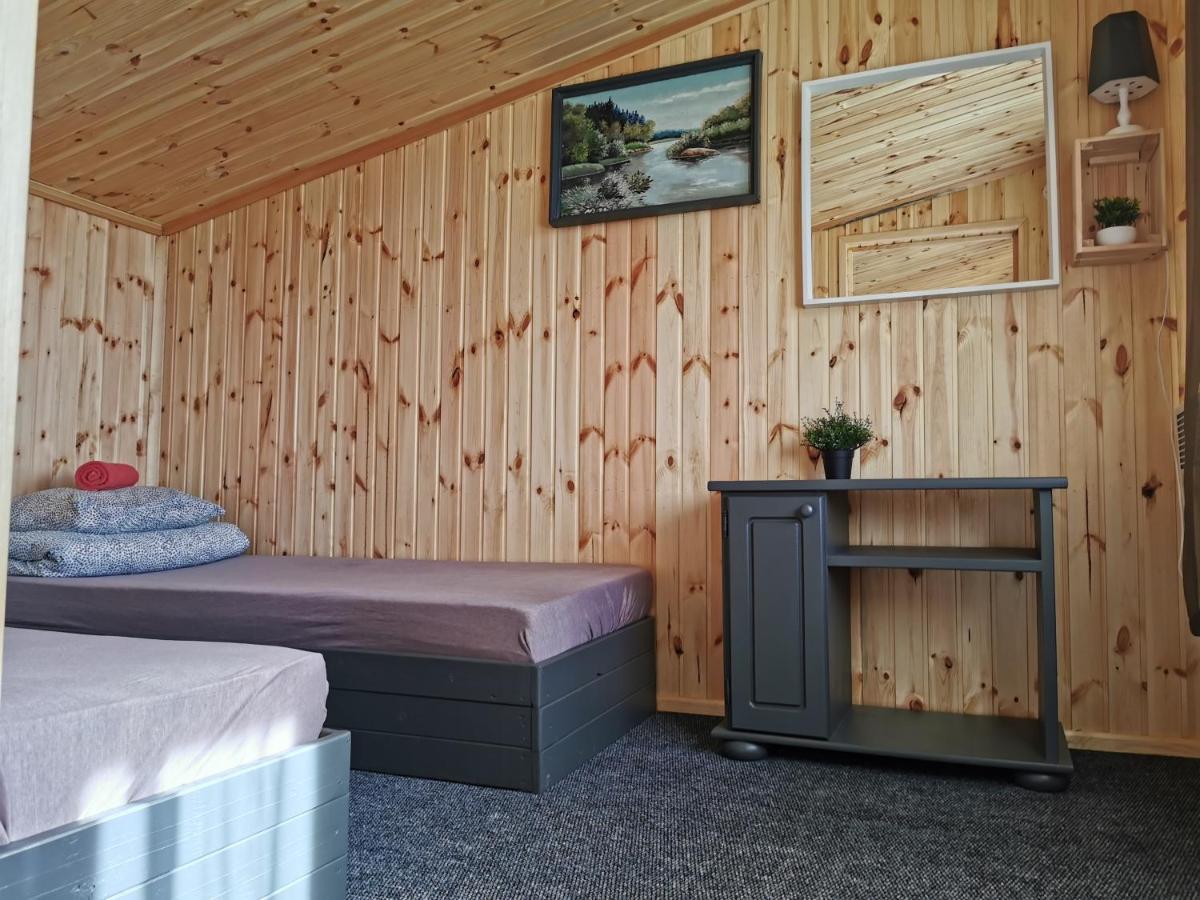Viesu Maja Kalnaruski Ape Екстериор снимка